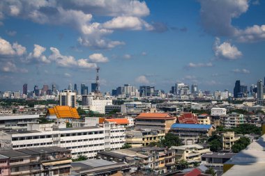 Bangkok, Tayland, 26 Kasım 2024. Tayland 'ın başkenti Bangkok Panoramik Manzarası. Canlı sokak hayatı, zengin kültür mirası, hareketli pazarları ve nefis mutfağıyla ünlüdür..