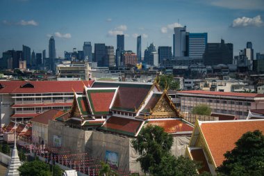 Bangkok, Tayland, 26 Kasım 2024. Tayland 'ın başkenti Bangkok Panoramik Manzarası. Canlı sokak hayatı, zengin kültür mirası, hareketli pazarları ve nefis mutfağıyla ünlüdür..