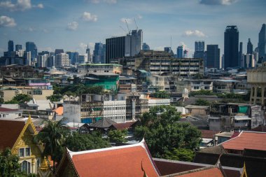 Bangkok, Tayland, 26 Kasım 2024. Tayland 'ın başkenti Bangkok Panoramik Manzarası. Canlı sokak hayatı, zengin kültür mirası, hareketli pazarları ve nefis mutfağıyla ünlüdür..