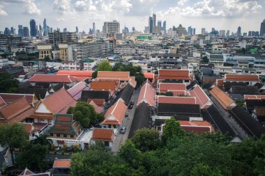 Bangkok, Tayland, 26 Kasım 2024. Tayland 'ın başkenti Bangkok Panoramik Manzarası. Canlı sokak hayatı, zengin kültür mirası, hareketli pazarları ve nefis mutfağıyla ünlüdür..
