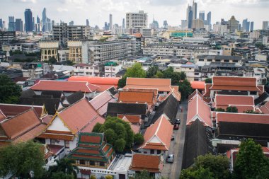 Bangkok, Tayland, 26 Kasım 2024. Tayland 'ın başkenti Bangkok Panoramik Manzarası. Canlı sokak hayatı, zengin kültür mirası, hareketli pazarları ve nefis mutfağıyla ünlüdür..