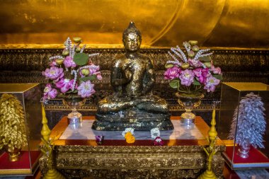 Bangkok, Tayland, 12 Aralık 2024 Wat Pho mimarisi, Phra Nakhon Bölgesi 'nde bir Budist tapınak kompleksi. Rattanakosin Adası 'nda, Büyük Saray' ın tam güneyinde..