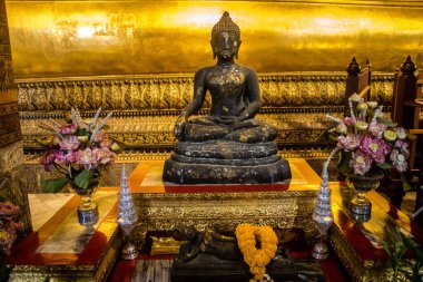 Bangkok, Tayland, 12 Aralık 2024 Wat Pho mimarisi, Phra Nakhon Bölgesi 'nde bir Budist tapınak kompleksi. Rattanakosin Adası 'nda, Büyük Saray' ın tam güneyinde..