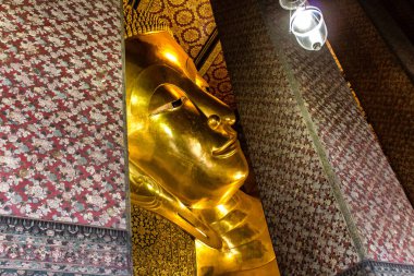 Bangkok, Tayland, 12 Aralık 2024 Wat Pho mimarisi, Phra Nakhon Bölgesi 'nde bir Budist tapınak kompleksi. Rattanakosin Adası 'nda, Büyük Saray' ın tam güneyinde..