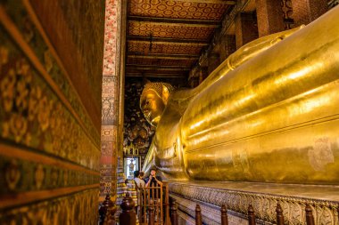 Bangkok, Tayland, 12 Aralık 2024 Wat Pho mimarisi, Phra Nakhon Bölgesi 'nde bir Budist tapınak kompleksi. Rattanakosin Adası 'nda, Büyük Saray' ın tam güneyinde..