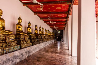 Bangkok, Tayland, 12 Aralık 2024 Wat Pho mimarisi, Phra Nakhon Bölgesi 'nde bir Budist tapınak kompleksi. Rattanakosin Adası 'nda, Büyük Saray' ın tam güneyinde..
