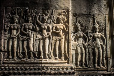 Siem hasadı, Kamboçya, 14 Ocak 2025 Angkor Wat tapınağının mimarisi, antik Khmer başkenti Angkor 'da yer alan bir Hindu-Budist tapınak kompleksi, aslında 1150 yılında inşa edilmiştir..