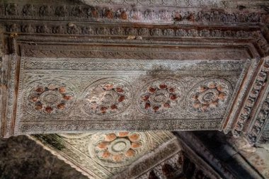 Siem hasadı, Kamboçya, 14 Ocak 2025 Angkor Wat tapınağının mimarisi, antik Khmer başkenti Angkor 'da yer alan bir Hindu-Budist tapınak kompleksi, aslında 1150 yılında inşa edilmiştir..