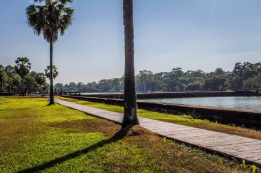 Siem hasadı, Kamboçya, 14 Ocak 2025 Angkor Wat tapınağının mimarisi, antik Khmer başkenti Angkor 'da yer alan bir Hindu-Budist tapınak kompleksi, aslında 1150 yılında inşa edilmiştir..