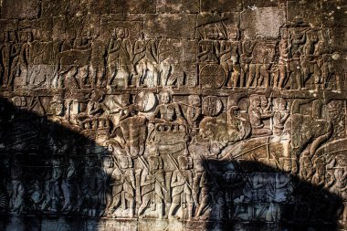 Siem hasadı, Kamboçya, 14 Ocak 2025 Angkor 'da inşa edilen Hindu-Budist bir Budist olan Angkor Wat kompleksindeki Bayon tapınağının mimarisi..