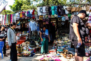 Siem hasadı, Kamboçya, 14 Ocak 2025 Angkor Wat tapınağında bir Hindu-Budist tapınağı kompleksi, ilk olarak 1150 yılında inşa edilmiş ve antik Khmer başkenti Angkor 'da kurulmuştur..