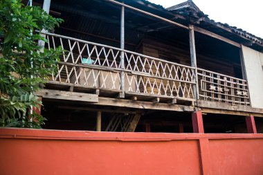 Siem Reap, Kamboçya, 25 Ocak 2025 Şehir ve Siem Reap sokakları. Angkor Wat kompleksi, hareketli pazarları, hareketli sokak hayatı ve nefis mutfağıyla ünlü.