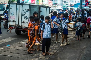 Sihanoukville, Kamboçya, 3 Şubat 2025 Sihanoukville, Kamboçya 'da bir sahil şehri. Zengin kültürel mirası, hareketli pazarı ve hareketli sokak hayatı ile ünlüdür..