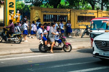 Sihanoukville, Kamboçya, 3 Şubat 2025 Sihanoukville, Kamboçya 'nın kıyı kenti. Zengin kültürel mirası, hareketli pazarı ve hareketli sokak hayatı ile ünlüdür..