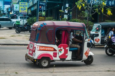 Sihanoukville, Kamboçya, 3 Şubat 2025 Sihanoukville, Kamboçya 'nın kıyı kenti. Zengin kültürel mirası, hareketli pazarı ve hareketli sokak hayatı ile ünlüdür..