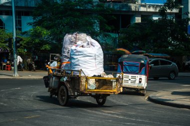 Sihanoukville, Kamboçya, 3 Şubat 2025 Sihanoukville, Kamboçya 'nın kıyı kenti. Zengin kültürel mirası, hareketli pazarı ve hareketli sokak hayatı ile ünlüdür..