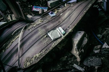 Sumy, Ukrayna, 30 Eylül 2024 Sumy 'deki Saint Panteleimon Tıp Merkezi' ne yapılan saldırıdan sonra en az sekiz kişi öldü. Hastaneye Shahed kamikaze dronları çarpmış..