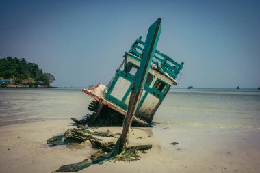 Preak Svay, Koh Rong Adası, Kamboçya, 6 Şubat 2025 Daily Life adanın kuzeyinde bulunan otantik bir yüzen Khmer balıkçı köyünde. Nüfusun ana faaliyeti balıkçılıktır..