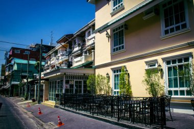 Bangkok, Tayland, Mart 04, 2025 Şehir ve Bangkok sokakları, Tayland 'ın başkenti. Canlı sokak hayatı, zengin kültür mirası, hareketli pazarları ve nefis mutfağıyla ünlüdür..