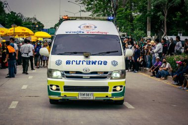 Bangkok, Tayland, 31 Mart 2025 'te Bangkok' ta meydana gelen depremden sonra yıkılan bir binanın inşaatı devam ediyor. Birçok kurban hala enkaz altında..