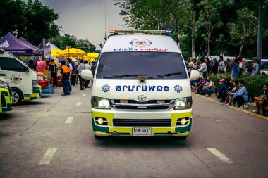 Bangkok, Tayland, 31 Mart 2025 'te Bangkok' ta meydana gelen depremden sonra yıkılan bir binanın inşaatı devam ediyor. Birçok kurban hala enkaz altında..