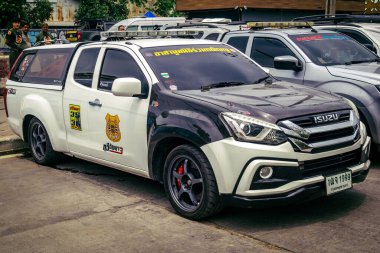 Bangkok, Tayland, 31 Mart 2025 'te Bangkok' ta meydana gelen depremden sonra yıkılan bir binanın şantiyesine sevk edildi. Birçok kurban hala enkaz altında..