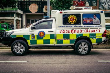 Bangkok, Tayland, 31 Mart 2025 'te Bangkok' ta meydana gelen depremden sonra yıkılan bir binanın şantiyesine sevk edildi. Birçok kurban hala enkaz altında..