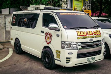 Bangkok, Tayland, 31 Mart 2025 'te Bangkok' ta meydana gelen depremden sonra yıkılan bir binanın şantiyesine sevk edildi. Birçok kurban hala enkaz altında..