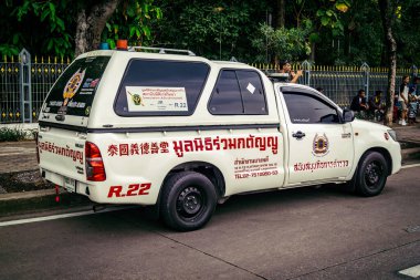 Bangkok, Tayland, 31 Mart 2025 'te Bangkok' ta meydana gelen depremden sonra yıkılan bir binanın şantiyesine sevk edildi. Birçok kurban hala enkaz altında..