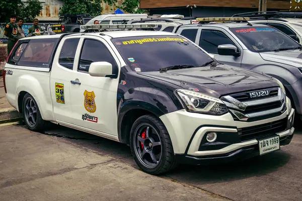 Bangkok, Tayland, 31 Mart 2025 'te Bangkok' ta meydana gelen depremden sonra yıkılan bir binanın şantiyesine sevk edildi. Birçok kurban hala enkaz altında..