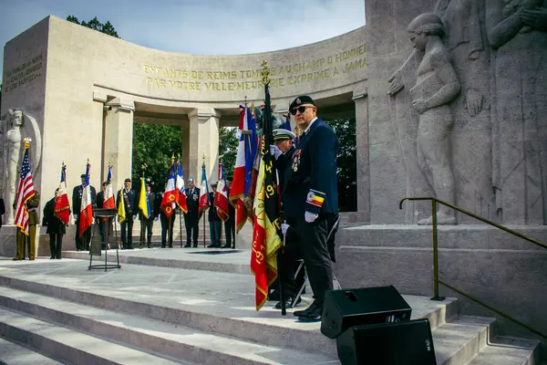 Reims, Fransa, 7 Mayıs 2025 Alman silahlı kuvvetlerinin 80. kuruluş yıldönümü ve 2. Dünya Savaşı 'nın bitişi 7 Mayıs 1945' te Reims Roosevelt Lisesi 'nde imzalandı..