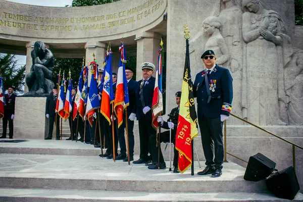 Reims, Fransa, 7 Mayıs 2025 Alman silahlı kuvvetlerinin 80. kuruluş yıldönümü ve 2. Dünya Savaşı 'nın bitişi 7 Mayıs 1945' te Reims Roosevelt Lisesi 'nde imzalandı..