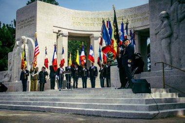 Reims, Fransa, 7 Mayıs 2025 Alman silahlı kuvvetlerinin 80. kuruluş yıldönümü ve 2. Dünya Savaşı 'nın bitişi 7 Mayıs 1945' te Reims Roosevelt Lisesi 'nde imzalandı..