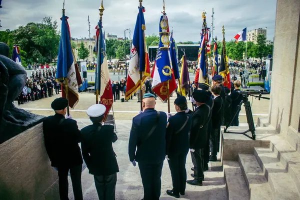 Reims, Fransa, 7 Mayıs 2025 Alman silahlı kuvvetlerinin 80. kuruluş yıldönümü ve 2. Dünya Savaşı 'nın bitişi 7 Mayıs 1945' te Reims Roosevelt Lisesi 'nde imzalandı..