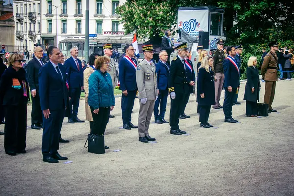 Reims, Fransa, 7 Mayıs 2025 Savaş Anıtı 'nda Özgürlük' ün 80. yıldönümü, Alman silahlı kuvvetlerinin teslim olması ve İkinci Dünya Savaşı 'nın sona ermesi anısına düzenlenen törenler..