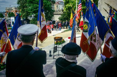 Reims, Fransa, 7 Mayıs 2025 Alman silahlı kuvvetlerinin 80. kuruluş yıldönümü ve 2. Dünya Savaşı 'nın bitişi 7 Mayıs 1945' te Reims Roosevelt Lisesi 'nde imzalandı..