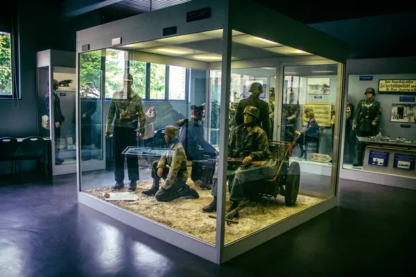 Reims, Fransa, 7 Mayıs 2025 Alman silahlı kuvvetlerinin 80. kuruluş yıldönümü ve 2. Dünya Savaşı 'nın bitişi 7 Mayıs 1945' te Reims Roosevelt Lisesi 'nde imzalandı..