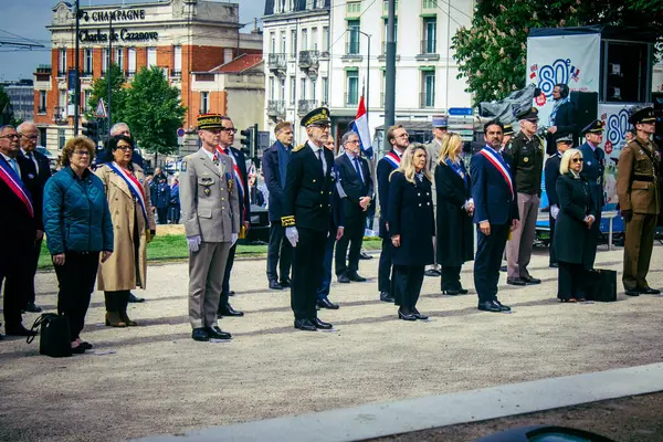 Reims, Fransa, 7 Mayıs 2025 Savaş Anıtı 'nda Özgürlük' ün 80. yıldönümü, Alman silahlı kuvvetlerinin teslim olması ve İkinci Dünya Savaşı 'nın sona ermesi anısına düzenlenen törenler..