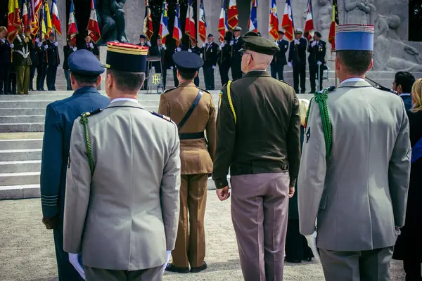 Reims, Fransa, 7 Mayıs 2025 Savaş Anıtı 'nda Özgürlük' ün 80. yıldönümü, Alman silahlı kuvvetlerinin teslim olması ve İkinci Dünya Savaşı 'nın sona ermesi anısına düzenlenen törenler..