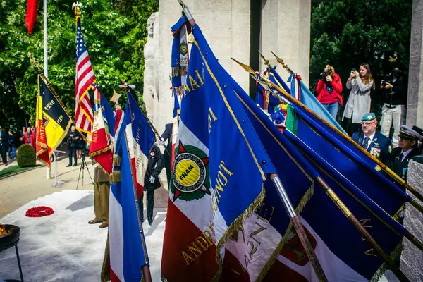 Reims, Fransa, 7 Mayıs 2025 Alman silahlı kuvvetlerinin 80. kuruluş yıldönümü ve 2. Dünya Savaşı 'nın bitişi 7 Mayıs 1945' te Reims Roosevelt Lisesi 'nde imzalandı..