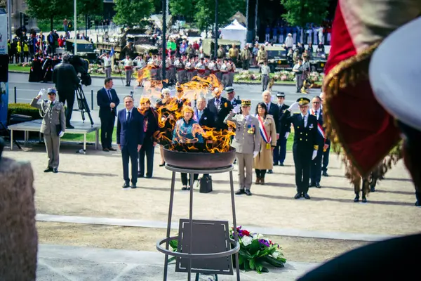 Reims, Fransa, 7 Mayıs 2025 Savaş Anıtı 'nda Özgürlük' ün 80. yıldönümü, Alman silahlı kuvvetlerinin teslim olması ve İkinci Dünya Savaşı 'nın sona ermesi anısına düzenlenen törenler..