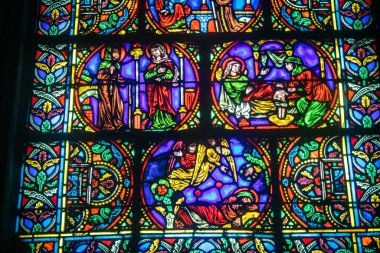 Reims, Fransa, 15 Mayıs 2025 Saint-Remi Bazilikası, Reims 'de bir ortaçağ manastırı kilisesidir. 11. yüzyılda kurulmuş ve Kuzey Fransa 'nın en büyük Romanesk kilisesidir..
