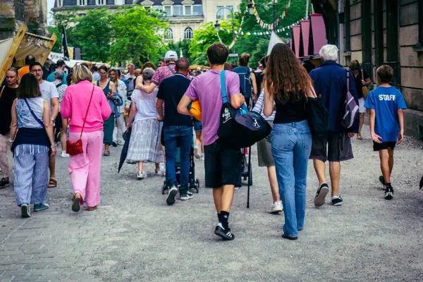 Reims, Fransa, 31 Mayıs 2025 Eğlence, Jean d 'Arc önderliğindeki Charles VII' nin taç giyme töreninde 17 Temmuz 1429 'da Reims' de gerçekleşti..
