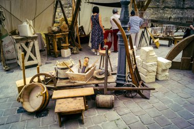 Reims, Fransa, 31 Mayıs 2025 Eğlence, Jean d 'Arc önderliğindeki Charles VII' nin taç giyme töreninde 17 Temmuz 1429 'da Reims' de gerçekleşti..