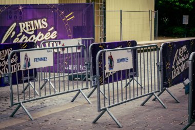 Reims, Fransa, 31 Mayıs 2025 Eğlence, Jean d 'Arc önderliğindeki Charles VII' nin taç giyme töreninde 17 Temmuz 1429 'da Reims' de gerçekleşti..