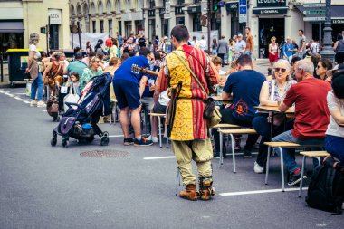 Reims, Fransa, 31 Mayıs 2025 Eğlence, Jean d 'Arc önderliğindeki Charles VII' nin taç giyme töreninde 17 Temmuz 1429 'da Reims' de gerçekleşti..