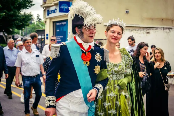 Reims, Fransa, 31 Mayıs 2025 Eğlence, Jean d 'Arc önderliğindeki Charles VII' nin taç giyme töreninde 17 Temmuz 1429 'da Reims' de gerçekleşti..