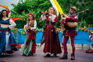 Reims, Fransa, 31 Mayıs 2025 Eğlence, Jean d 'Arc önderliğindeki Charles VII' nin taç giyme töreninde 17 Temmuz 1429 'da Reims' de gerçekleşti..