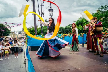 Reims, Fransa, 31 Mayıs 2025 Eğlence, Jean d 'Arc önderliğindeki Charles VII' nin taç giyme töreninde 17 Temmuz 1429 'da Reims' de gerçekleşti..