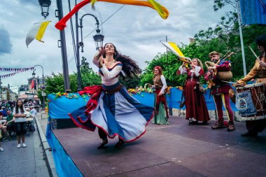 Reims, Fransa, 31 Mayıs 2025 Eğlence, Jean d 'Arc önderliğindeki Charles VII' nin taç giyme töreninde 17 Temmuz 1429 'da Reims' de gerçekleşti..